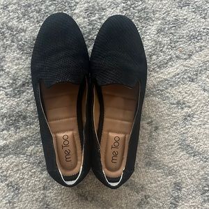 me too Black Textured Slip-On Flats